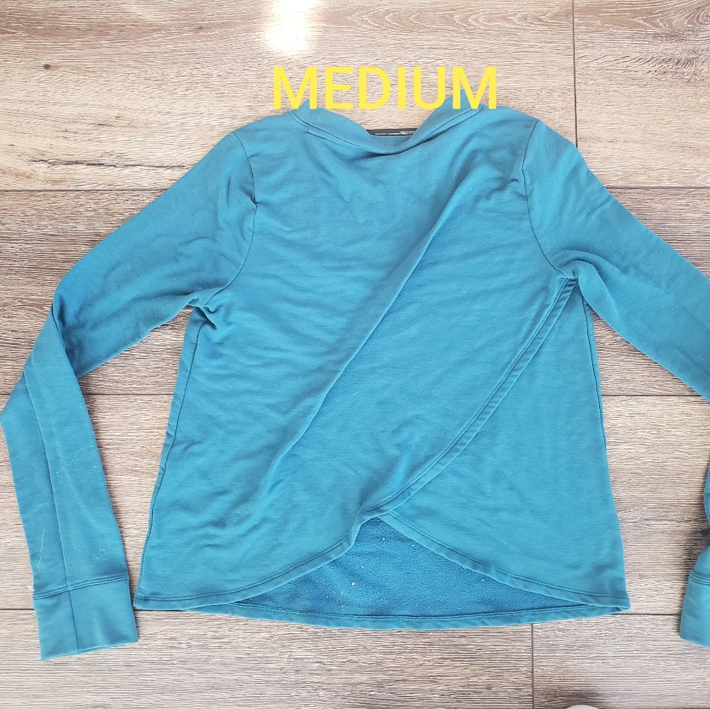 Under Armour high back sweatshirt MEDIUM